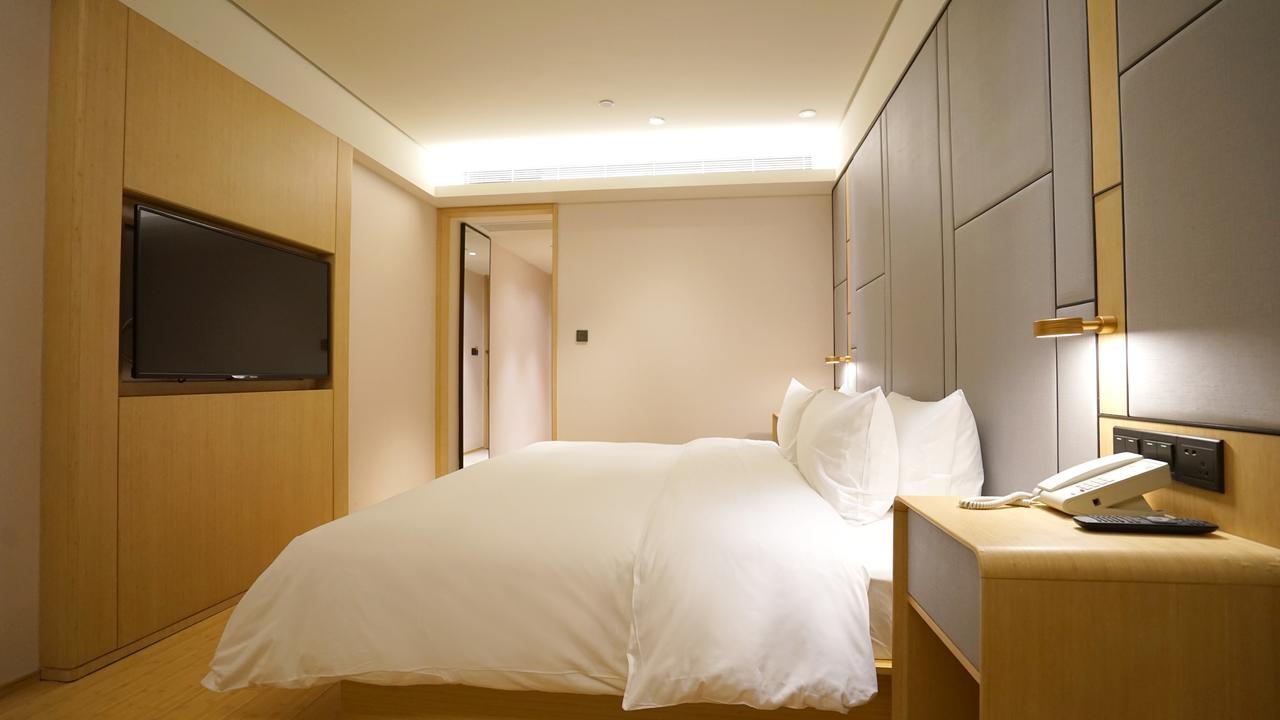 Ji Hotel Shenzhen Shennan Avenue Huaqiang Exterior photo